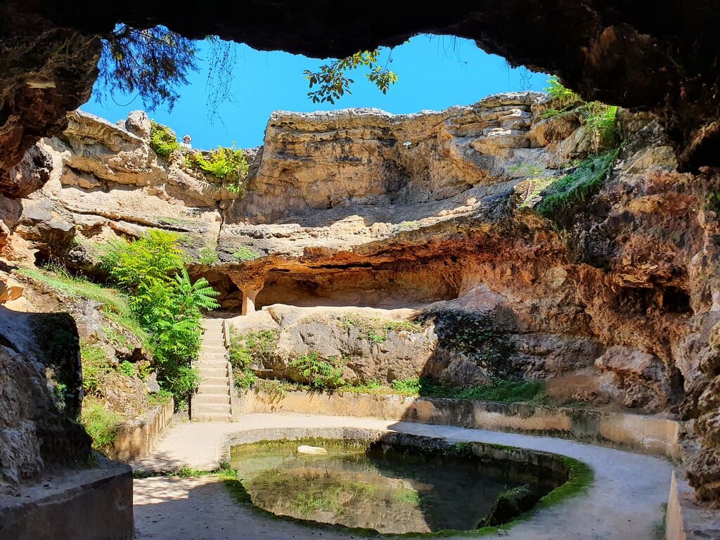 The natural warm spring (hole in the middle part)