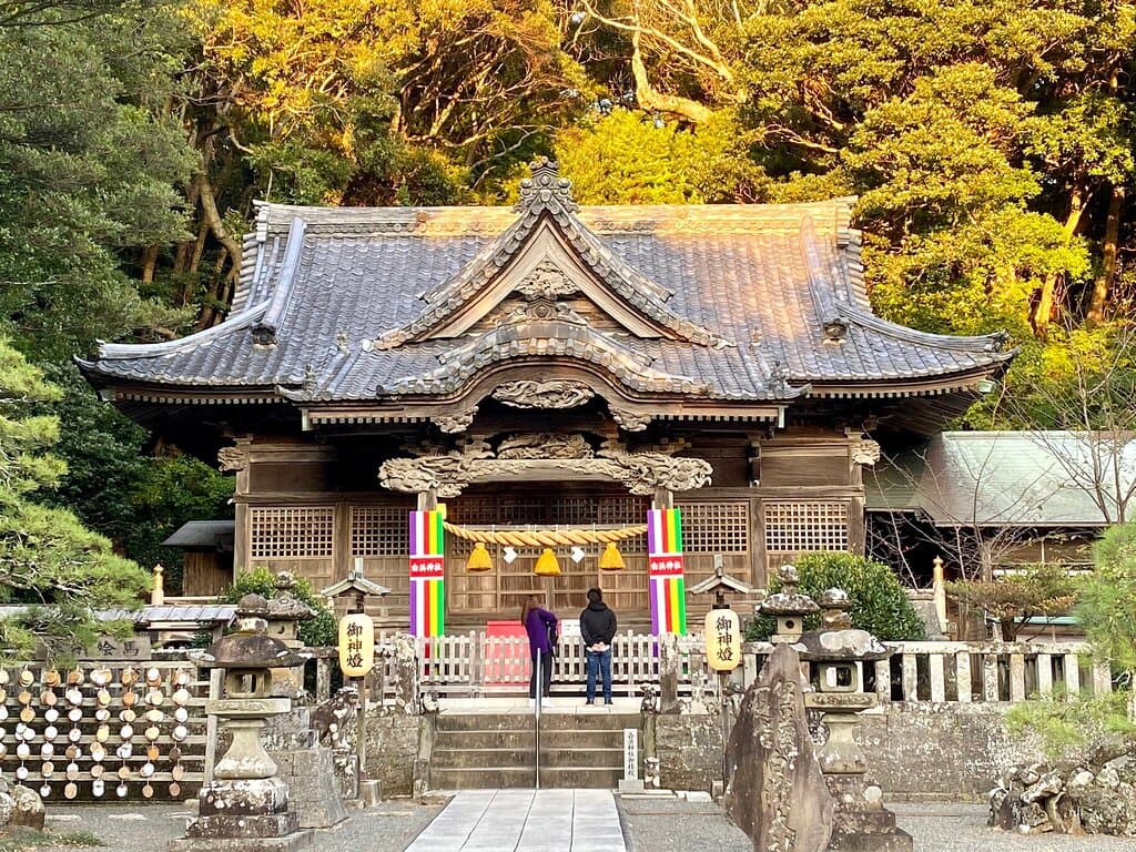 Shirahama Shrine