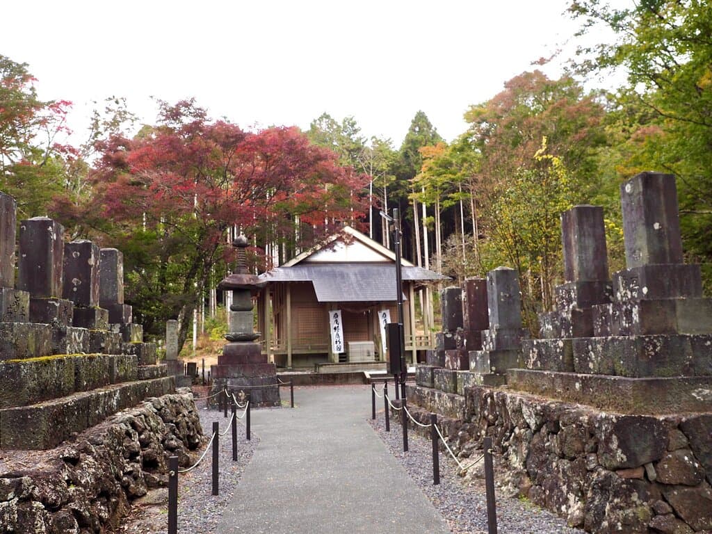 Hitoana Fuji-ko Cave Site