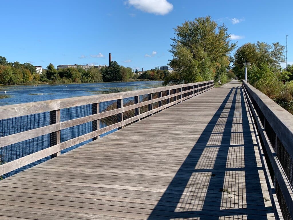 Quequechan River Rail Trail