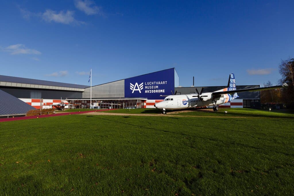 Aviodrome | Entree