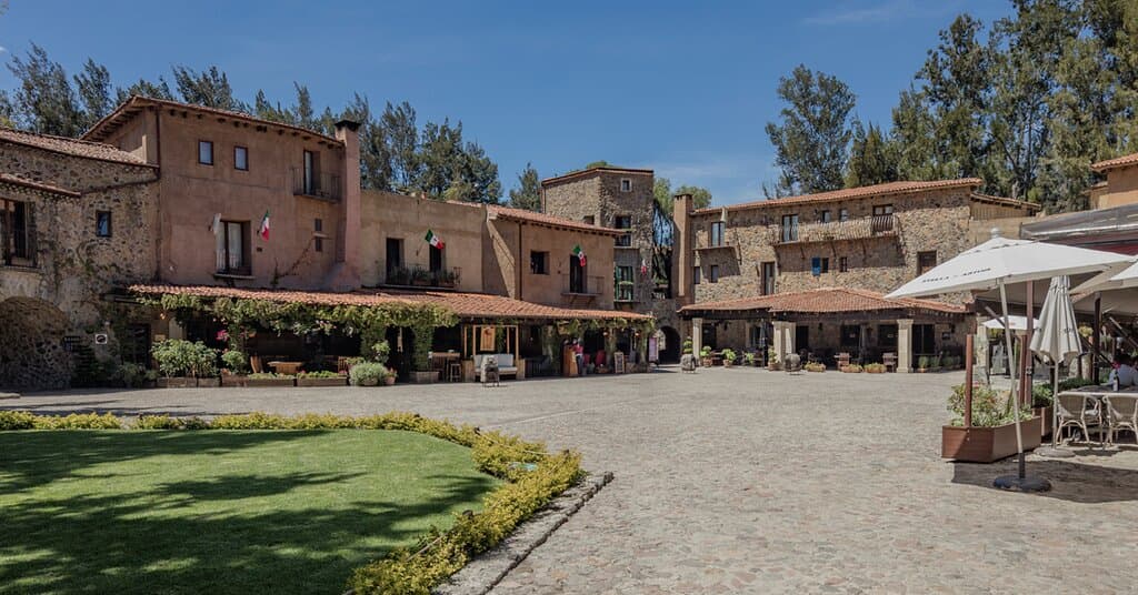 Val’Quirico es una comunidad única, en la que conviven tranquilidad y diversión, vida residencial, turística y comercial. Forma parte de nuestra comunidad ¡Vive en Val'Quirico!