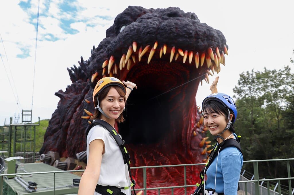 「ゴジラ迎撃作戦」内世界初!実物大ゴジラは日本屈指のフォトスポット!