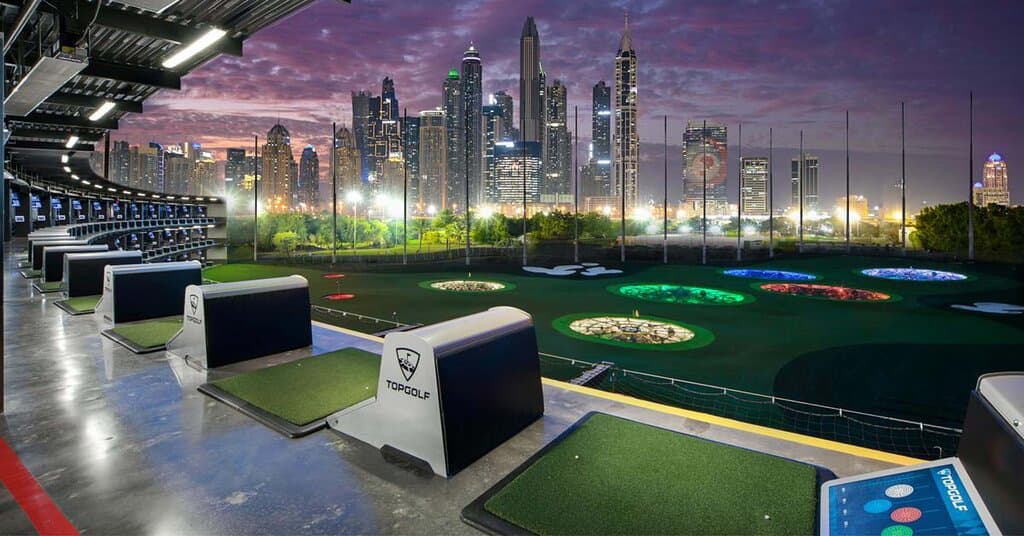 Experience unrivaled views whilst hitting towards targets. Whether an amateur or pro, old or young, we're the place to hang out, have fun and make memories. 