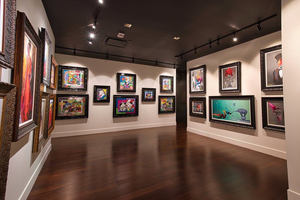 The Park West Fine Art Museum & Gallery is 7,000-square-feet of free-to-the-public art.