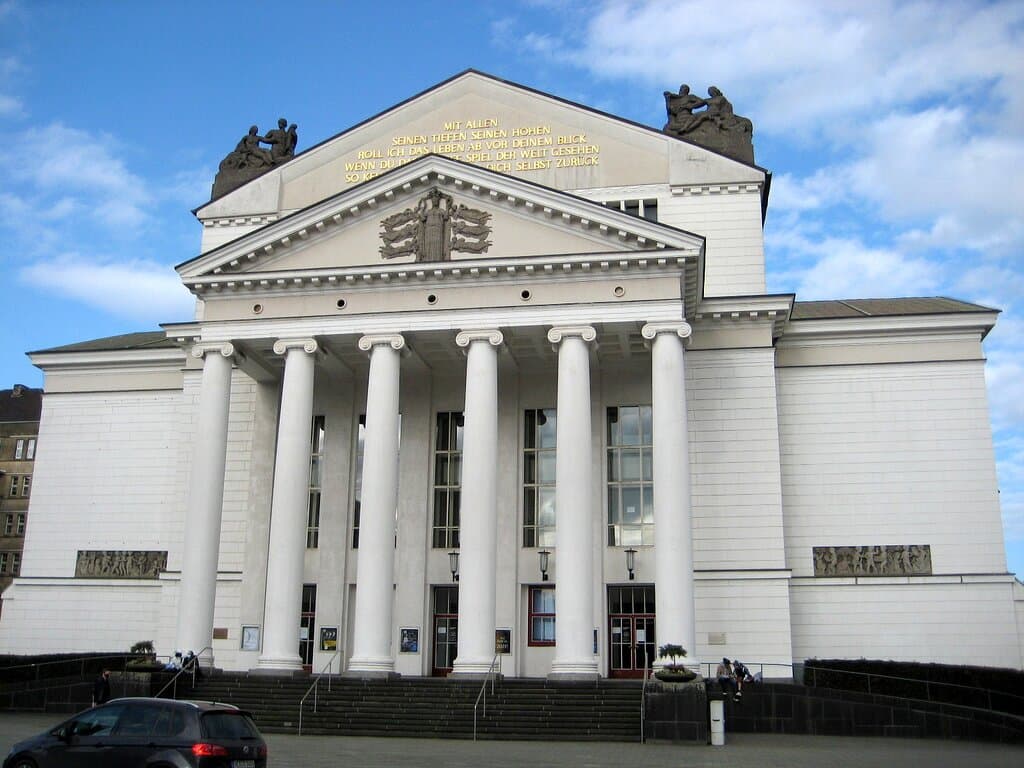 Das Duisburger Stadttheater im Februar 2021