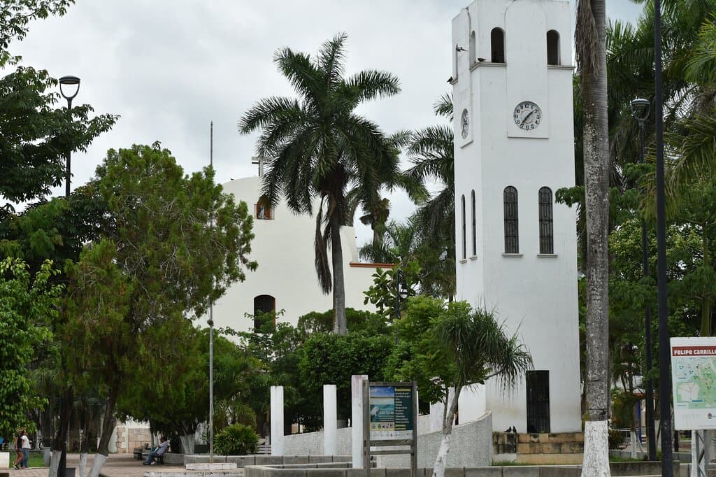 Holy Cross Catholic Church