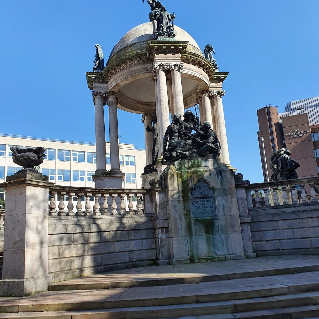 Queen Victoria Monument