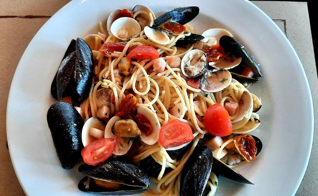 Spaghetti with mussels