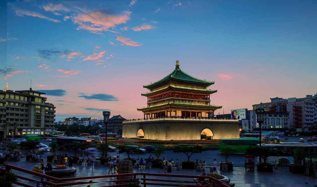 The time-honoured bell tower is solemnly located in the center of Xi'an.