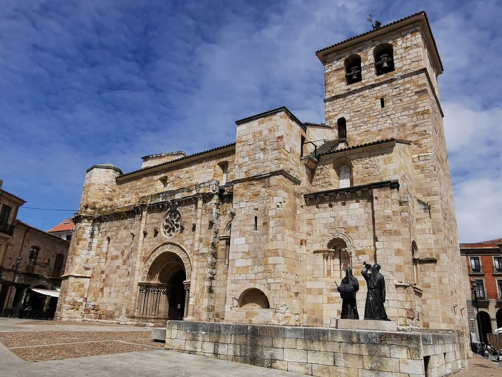 Exterior de la Iglesia.