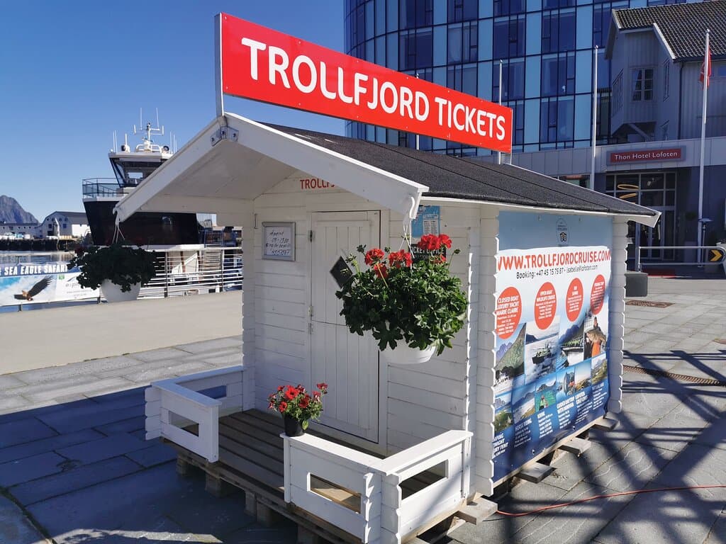 Our ticket office on Svolvaer square. www.trollfjordtickets.com