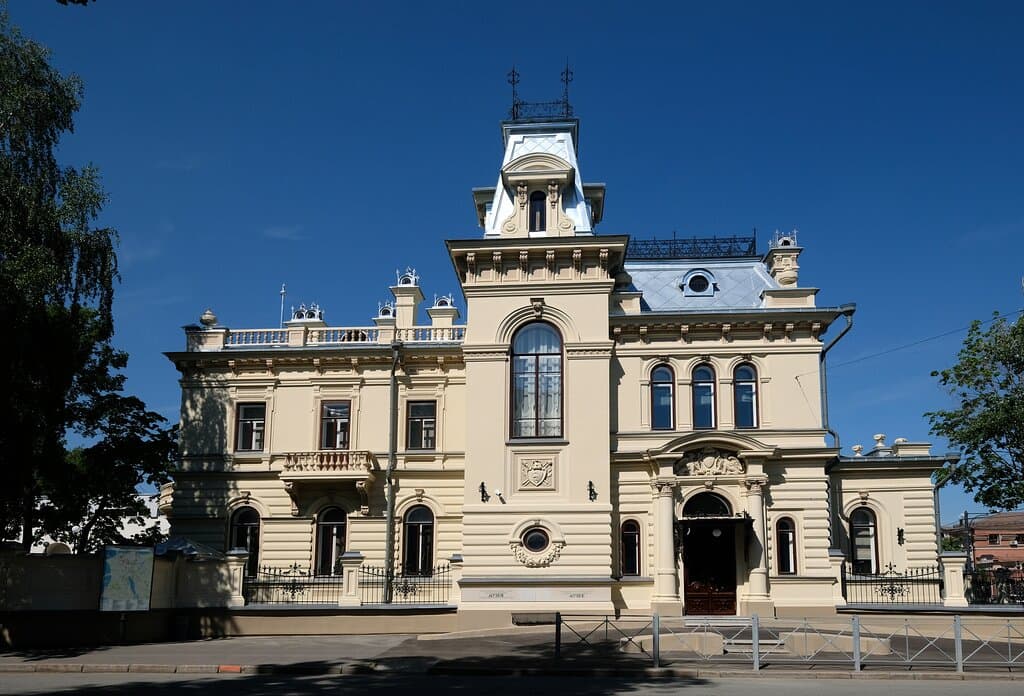 Главное здание ГМИИ РТ