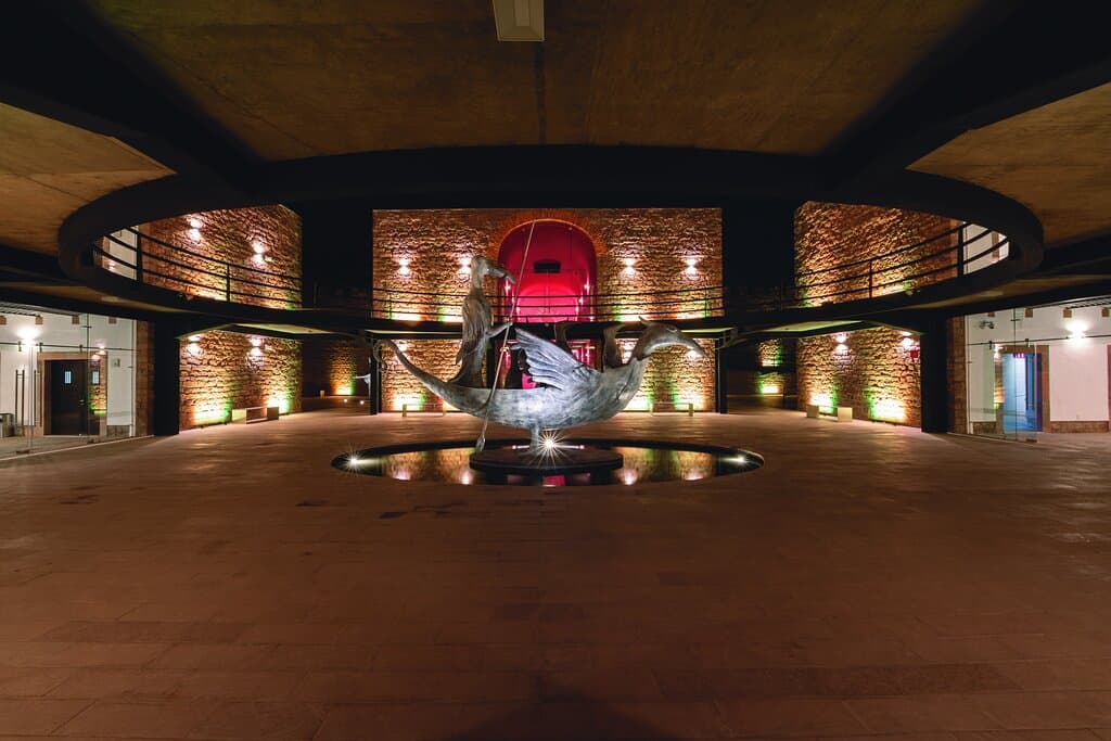 Patio de las Grullas