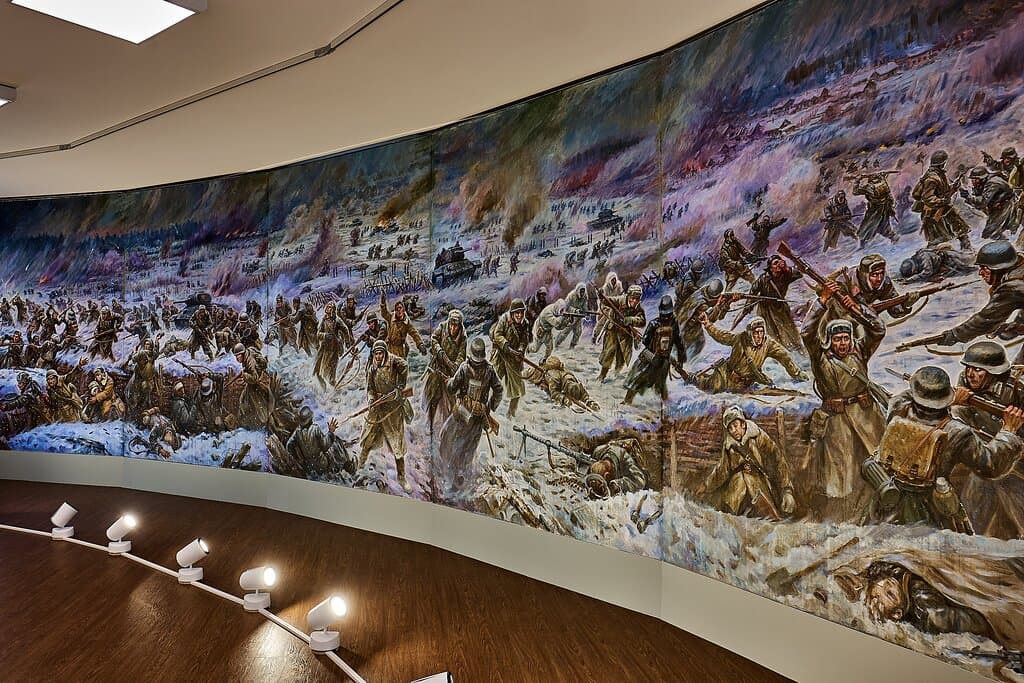 Картина-диорама народного художника РФ Вениамина Карповича Чебанова в залах Сибирской мемориальной картинной галереи.