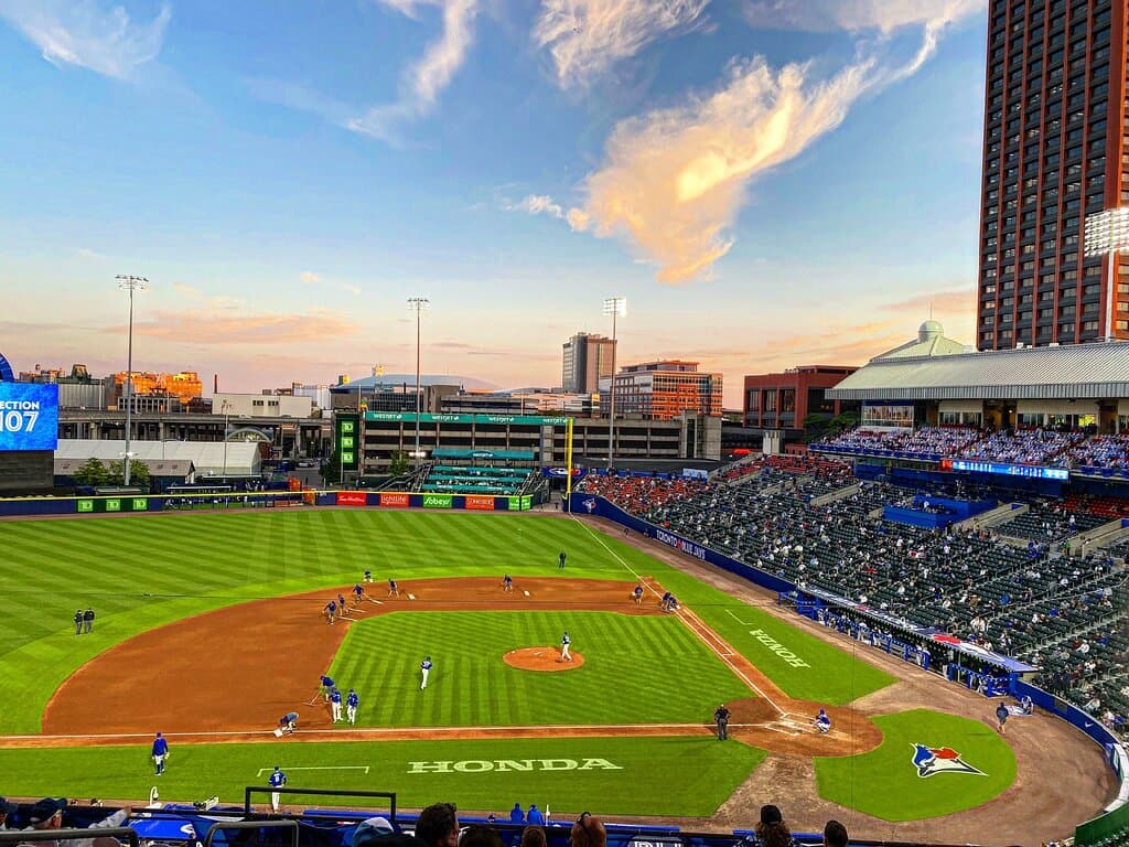 Yankees in Buffalo!