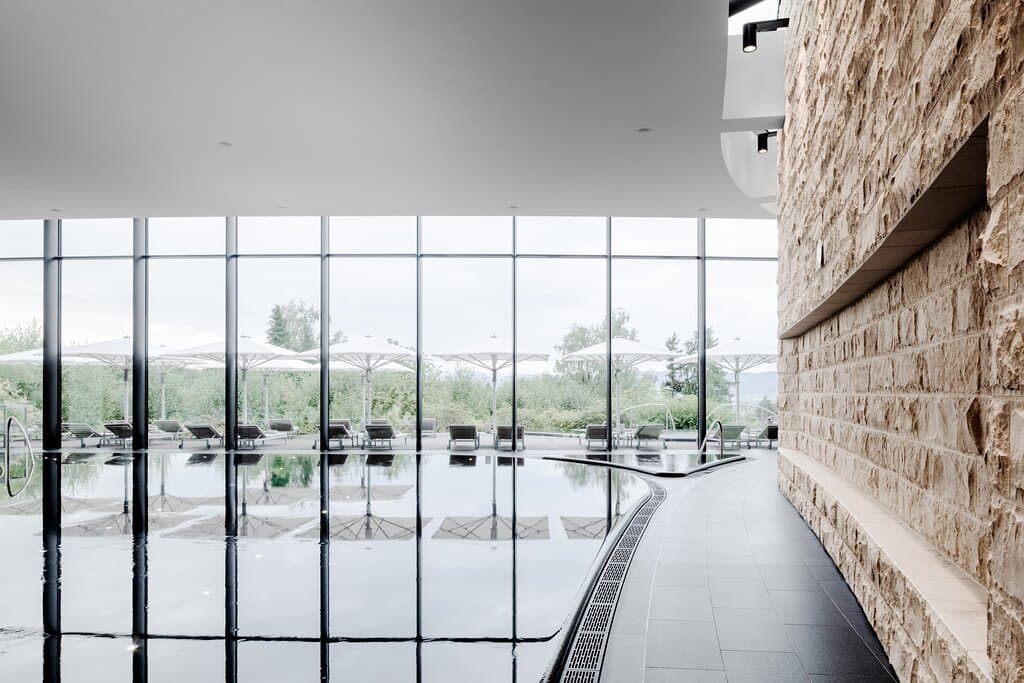 Spa - Indoor Pool