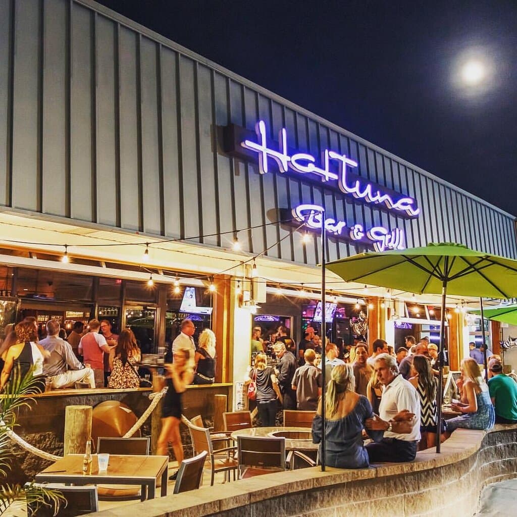 Front Porch, Fire Pits, Drinking - Dining