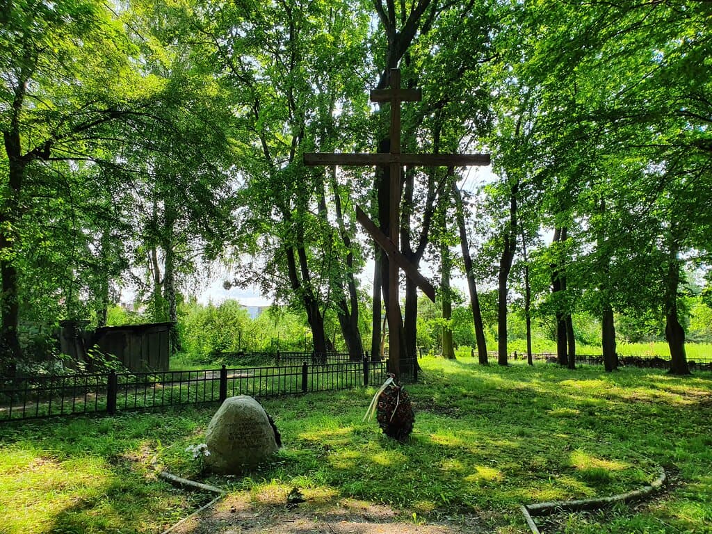 Мемориальное кладбище
