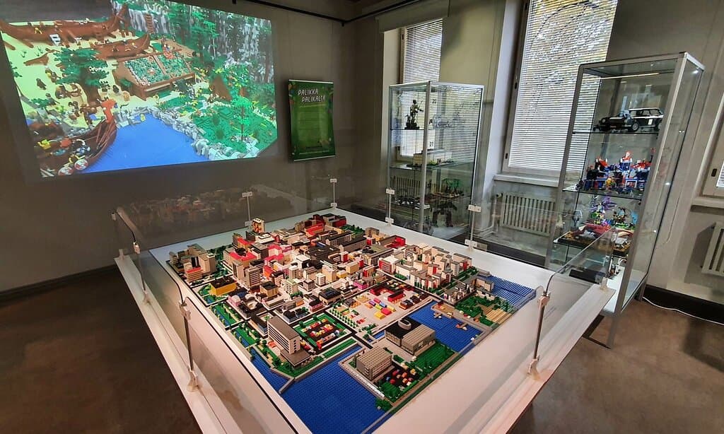 LEGO miniature of Oulu