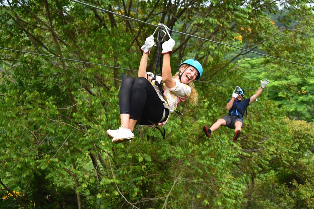 Experience our record breaking twin Zipline! Parallel ziplines over 1.3 kilometers long!