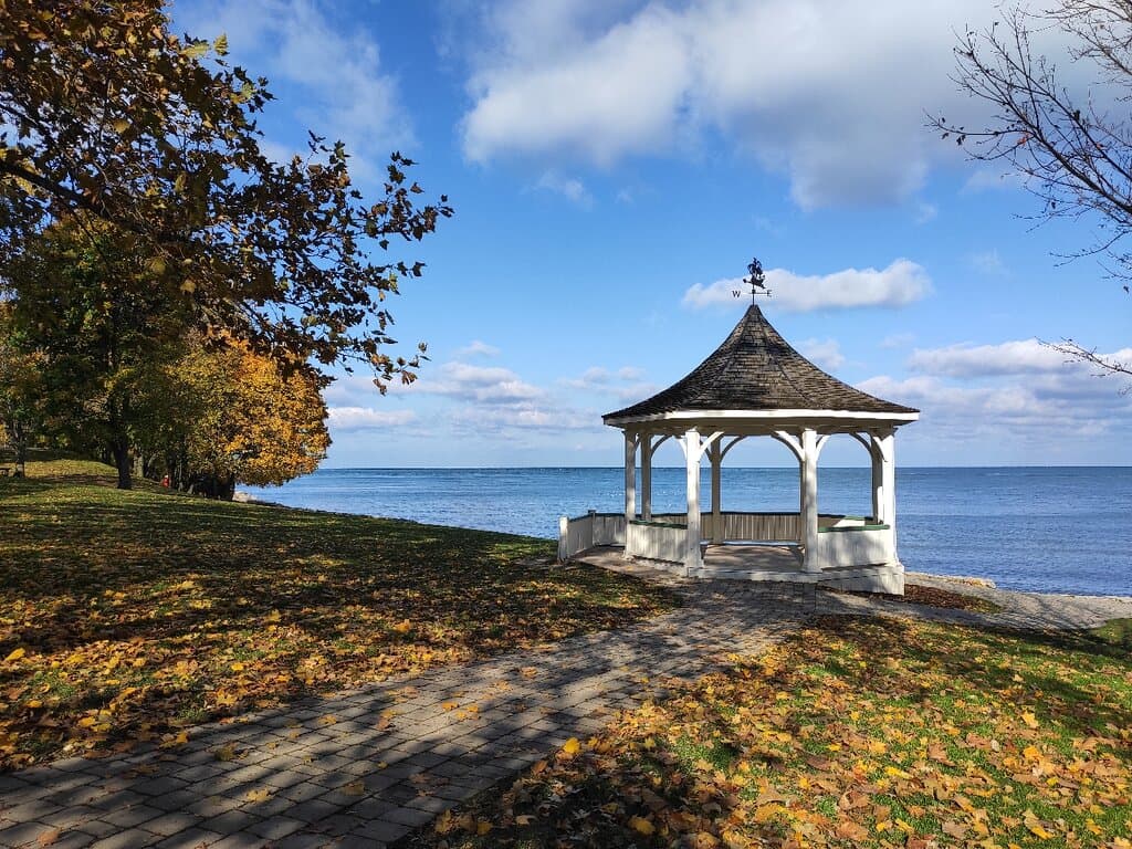 Queen's Royal Park and Gazebo