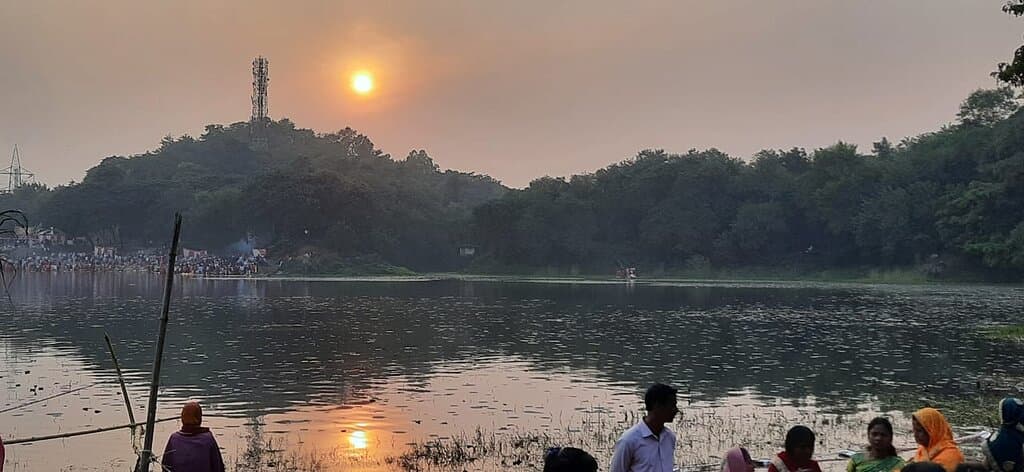 Hudco Lake during Chaath Puja, 2021