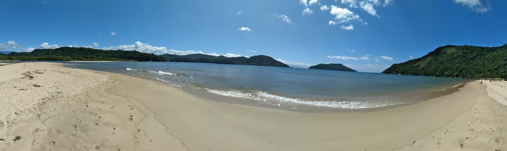 Praia de Paraty Mirim.