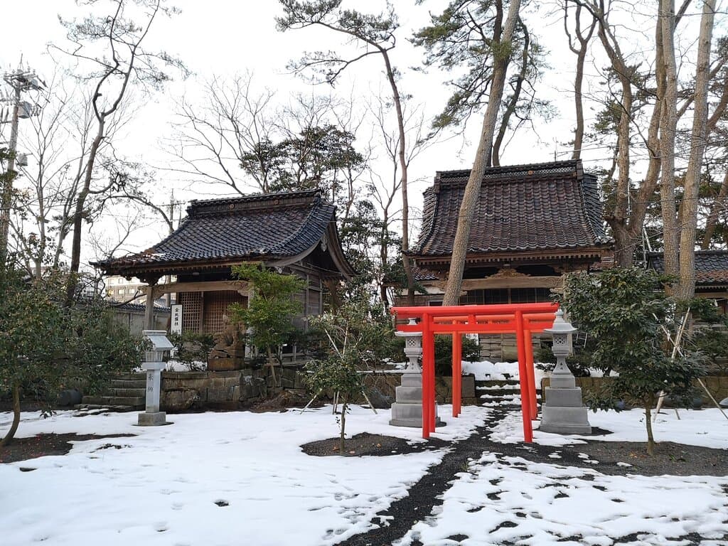 Juzo Shrine