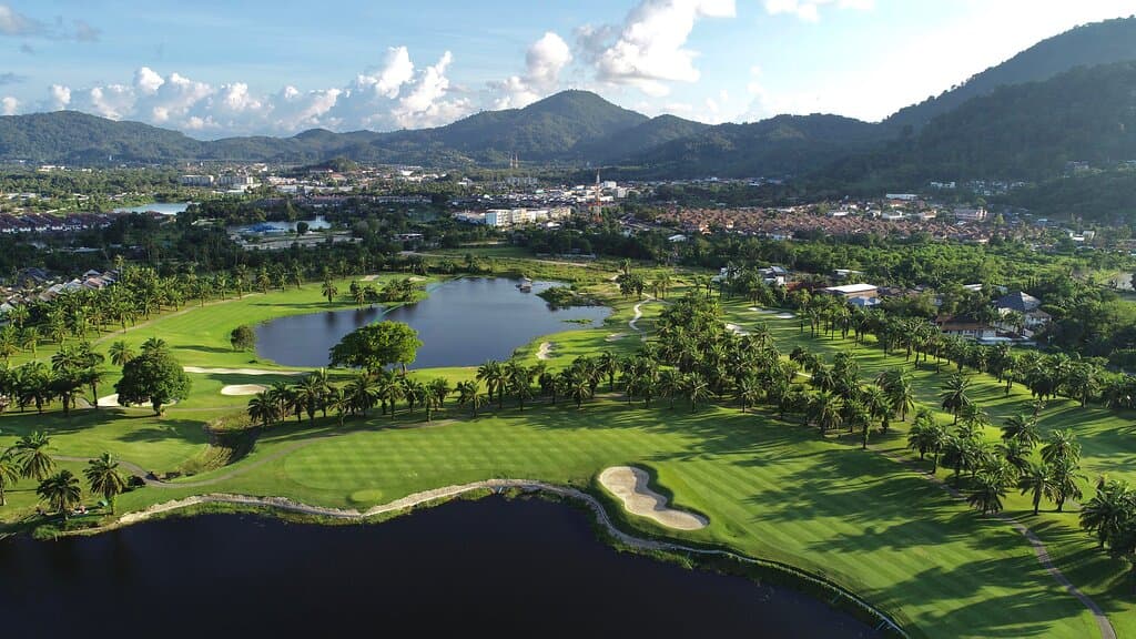 Hole No.2