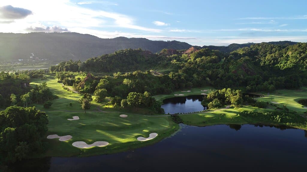 Hole No.11