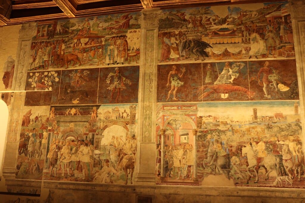 Salone dei Mesi