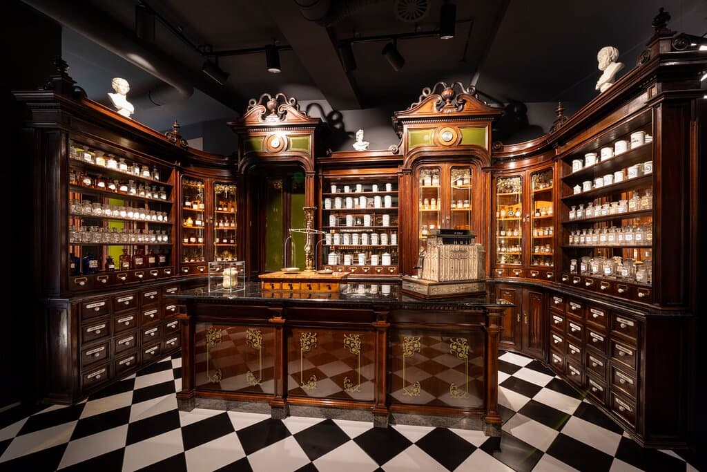 A historic pharmacy from the beginning of the 20th century, which until the beginning of 2020. was in operation at the Rijeka pharmacy Kolodvor 