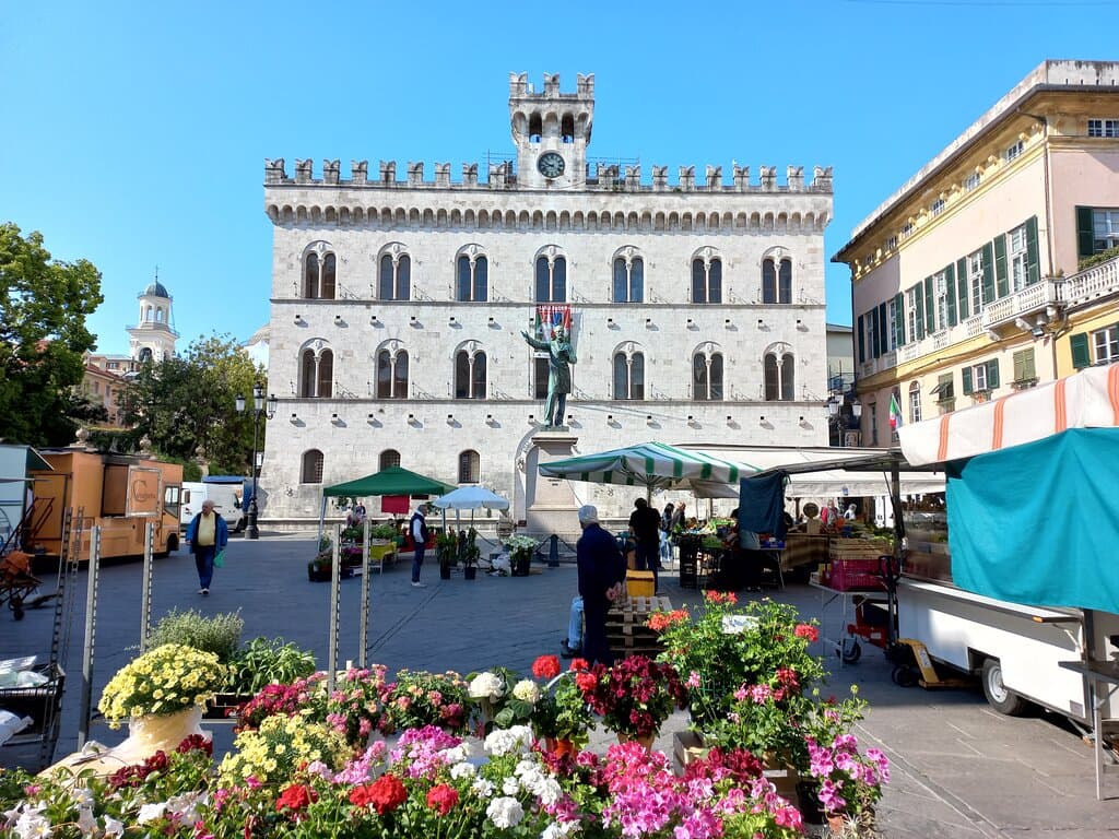 Centro storico. Chiavari. (4.5.22).