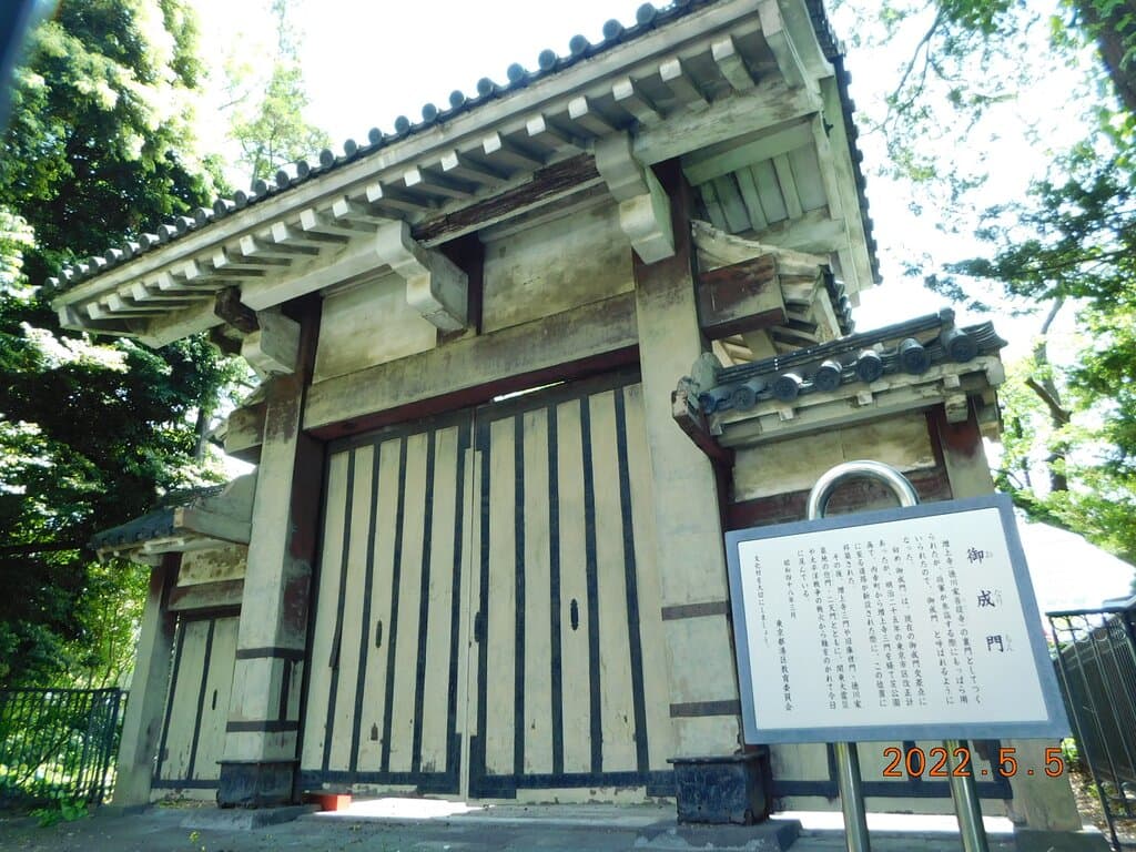 増上寺へ徳川家が参拝時使用した 御成門