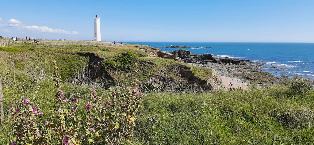 Sur le sentier côtier entre Sion et St Gilles