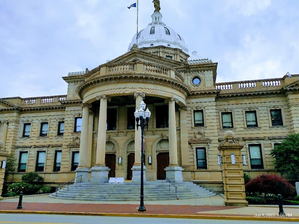 Historical Washington county courthouse