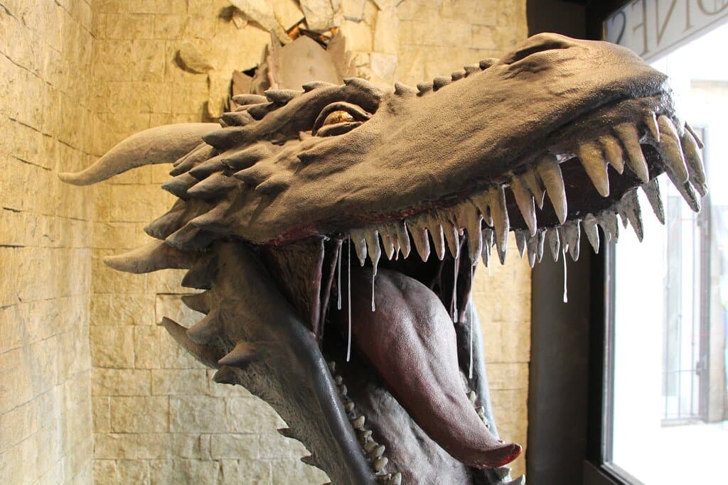 Game of Thrones Museum Split