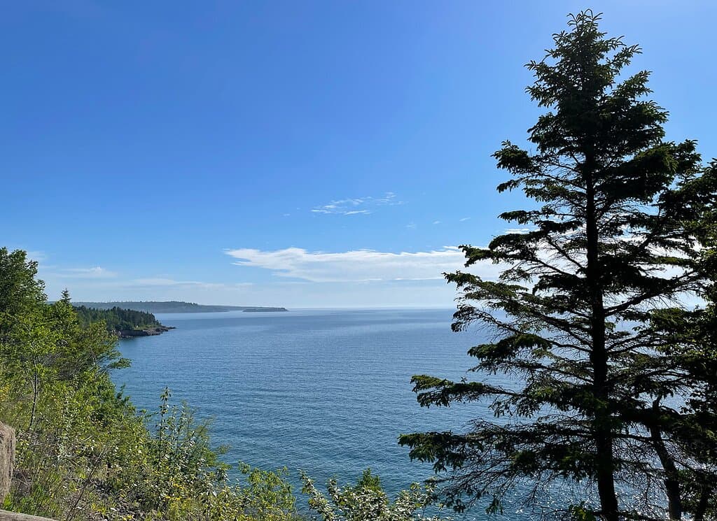 Silver Creek Cliff - Gitchi-Gami Trail - Overlook of Lake Superior