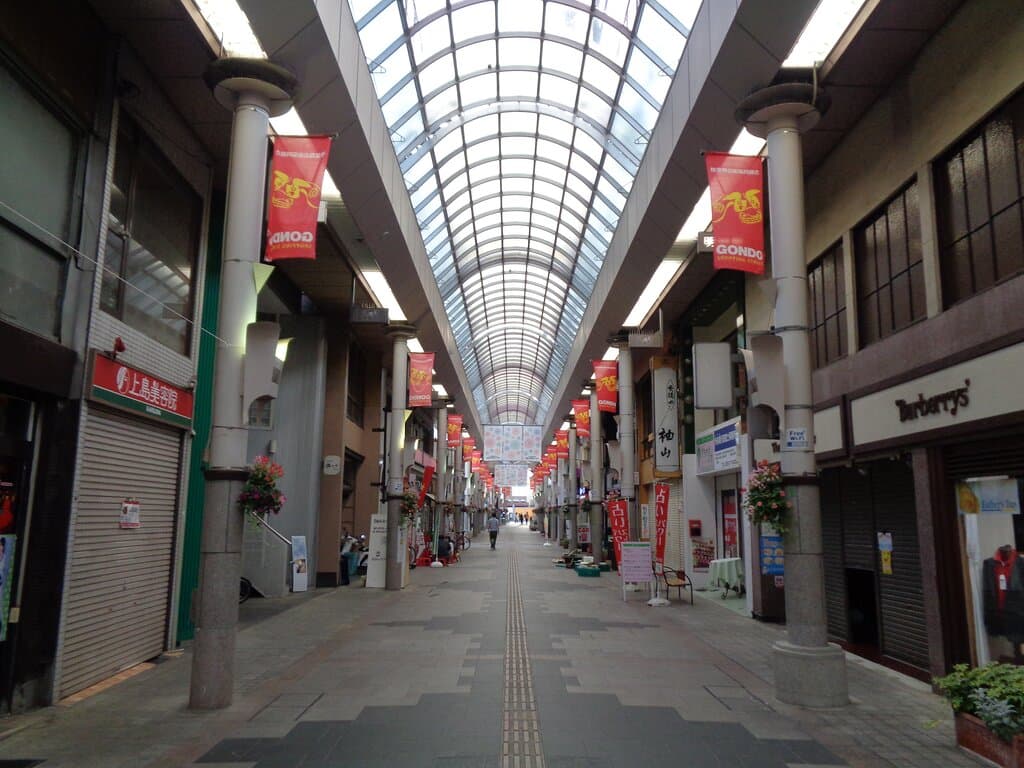 アーケード街