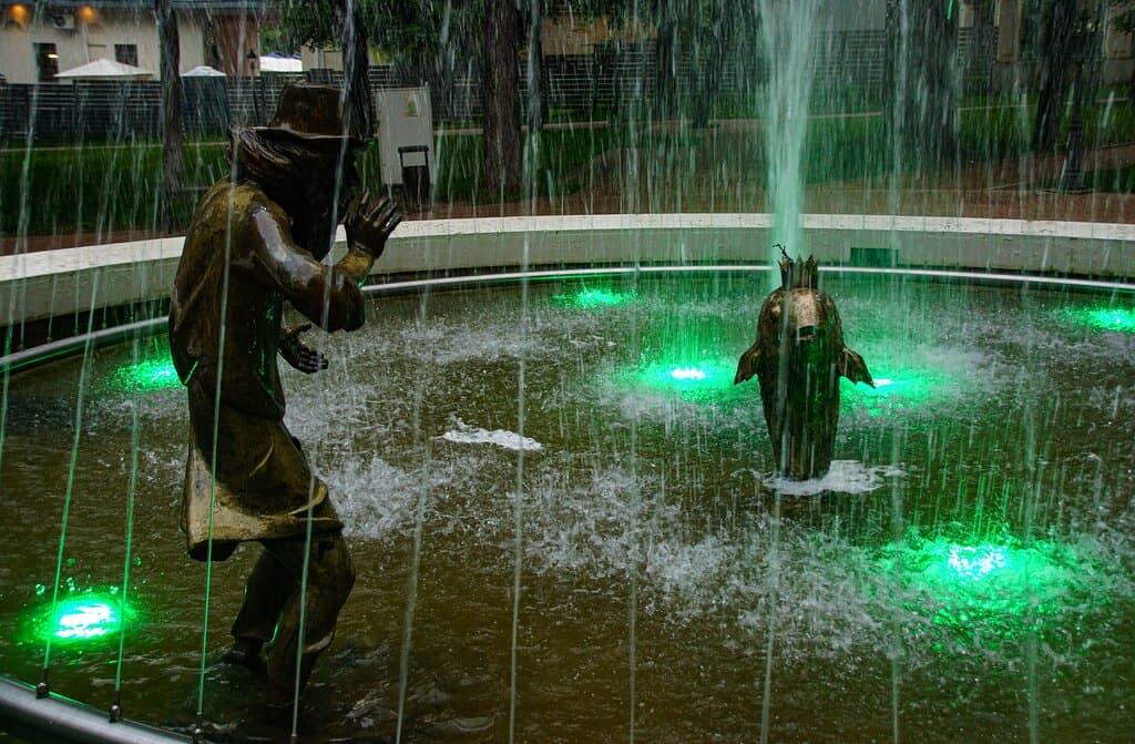 Фонтан Золотая рыбка