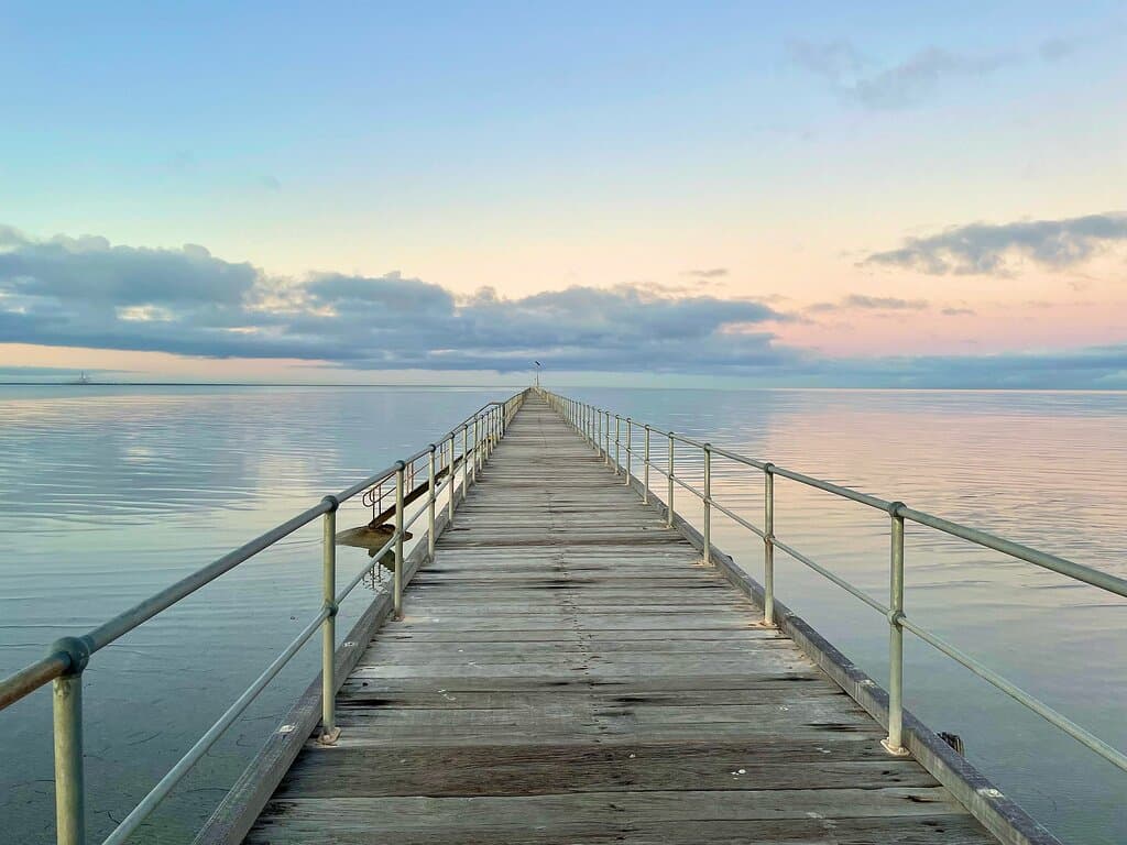 What a glorious place to visit. Every time I’m in the area I have to walk along the jetty and every time its breathtakingly beautiful.