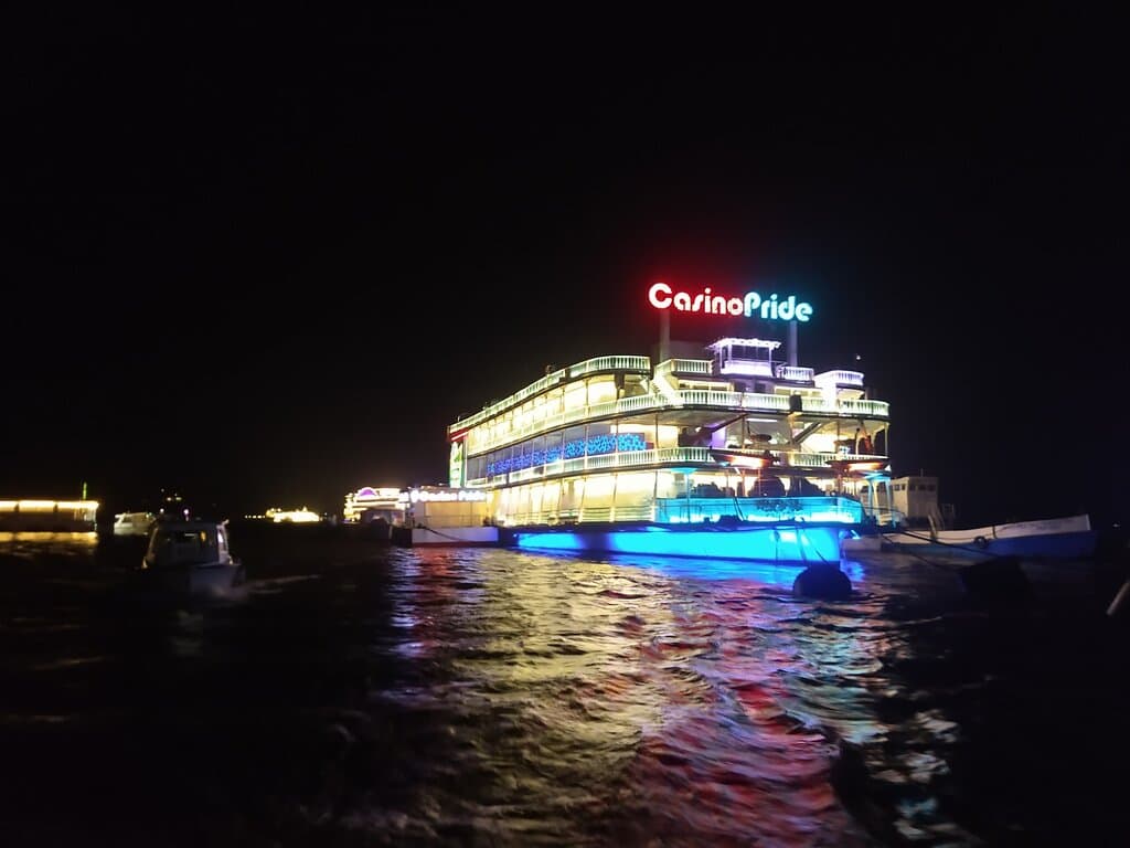 floating casino