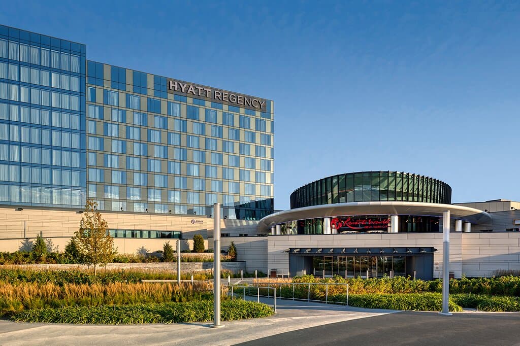 New York City’s first and only casino-hotel, Hyatt Regency JFK Airport at Resorts World New York City is now open. Visitors from around the world have more ways to enjoy the ultimate play, stay, dine, and shop experience with us.