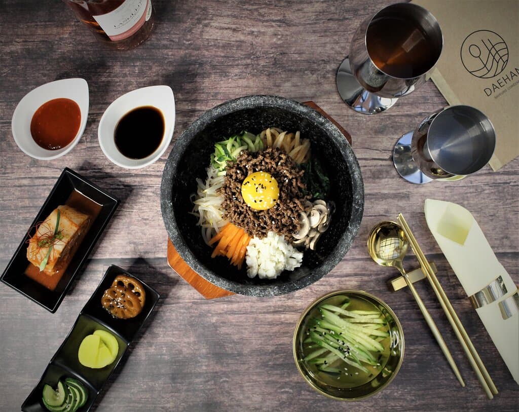 비빔밥
BIBIMBAP 