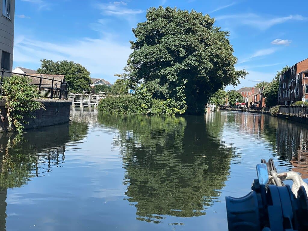 Kennet and Avon Canal Towpath Reading