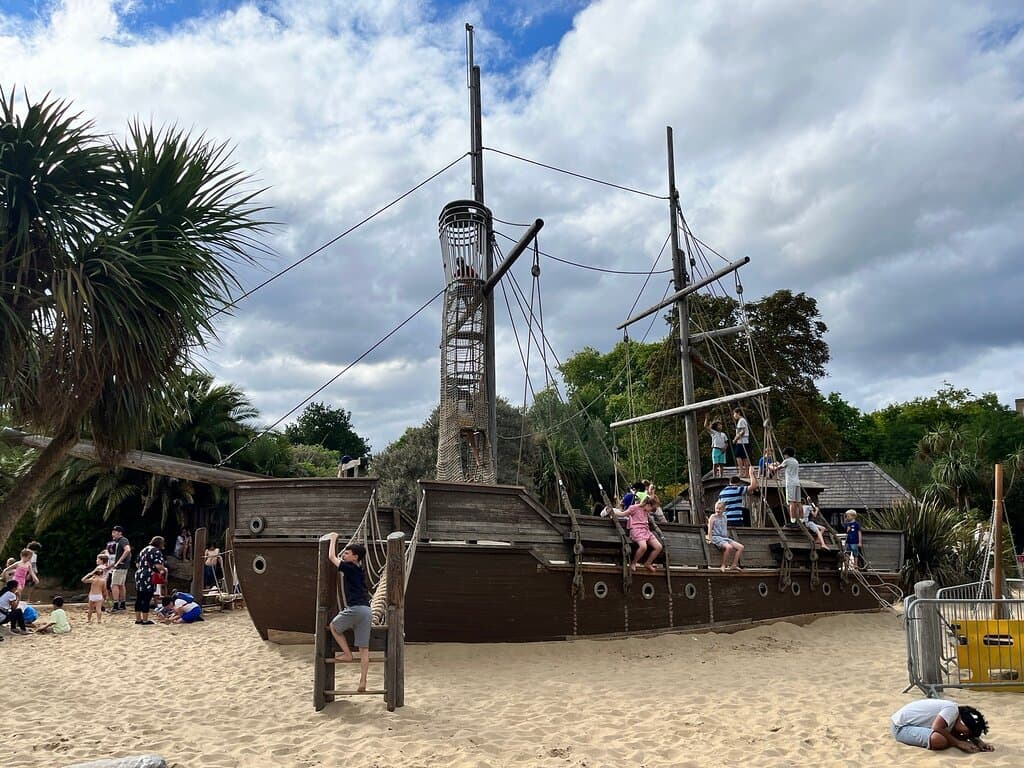 Play at Diana Memorial Playground
