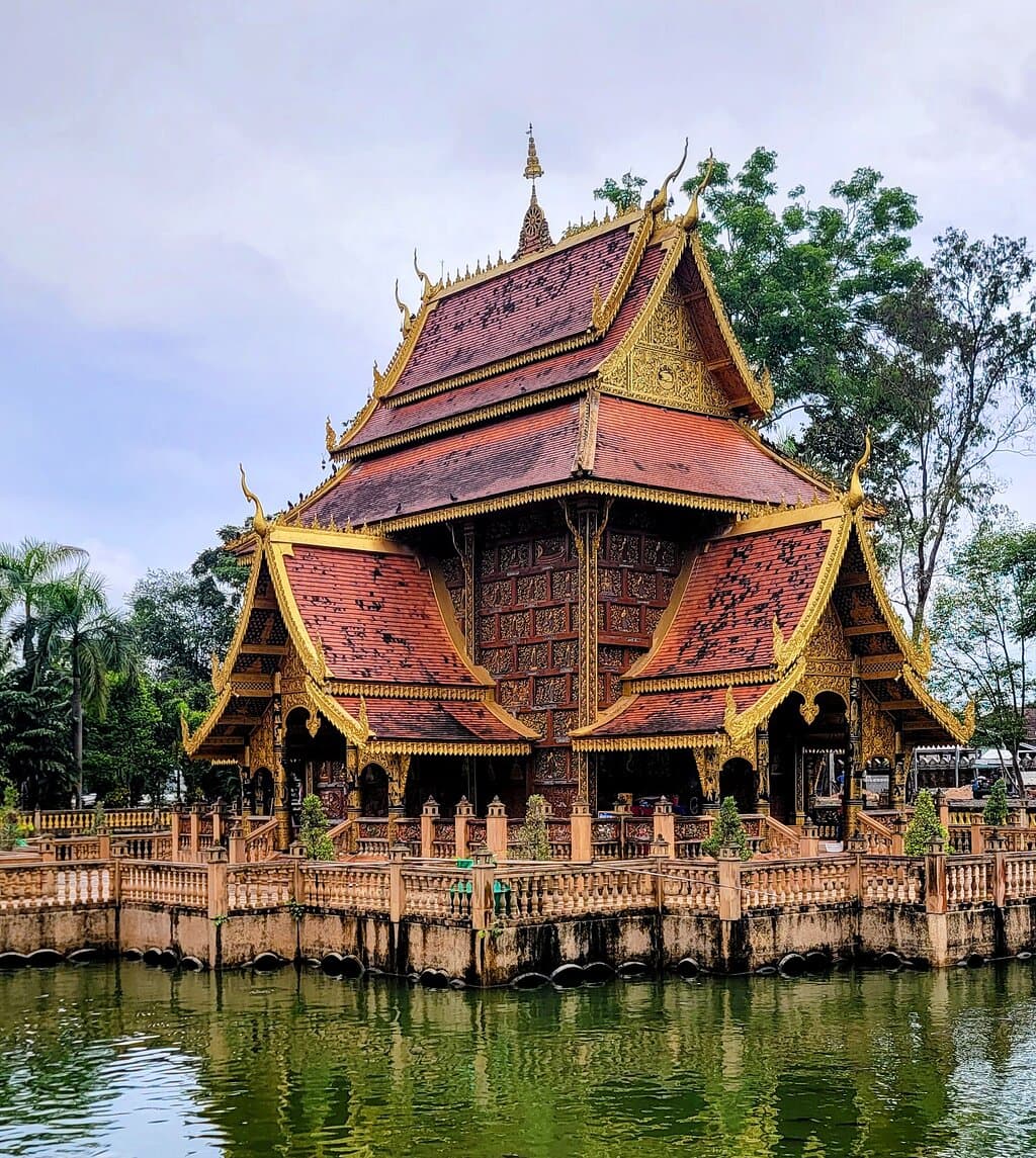 wat prathat pha ngao