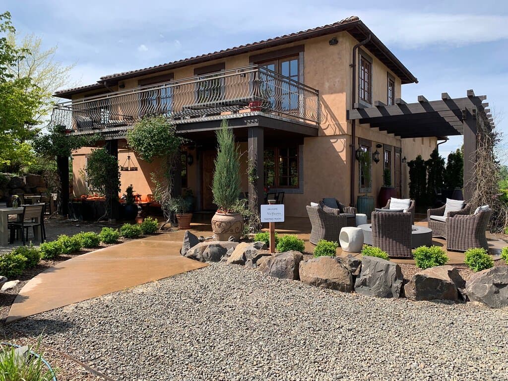 Southside Wine District