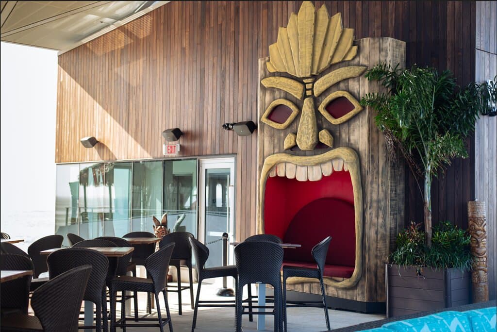 Take a photo with our famous Teaki God!